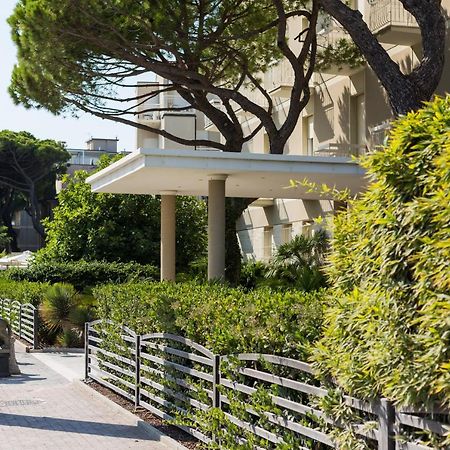 Color Miami Beach Family Hotel Milano Marittima Exteriér fotografie