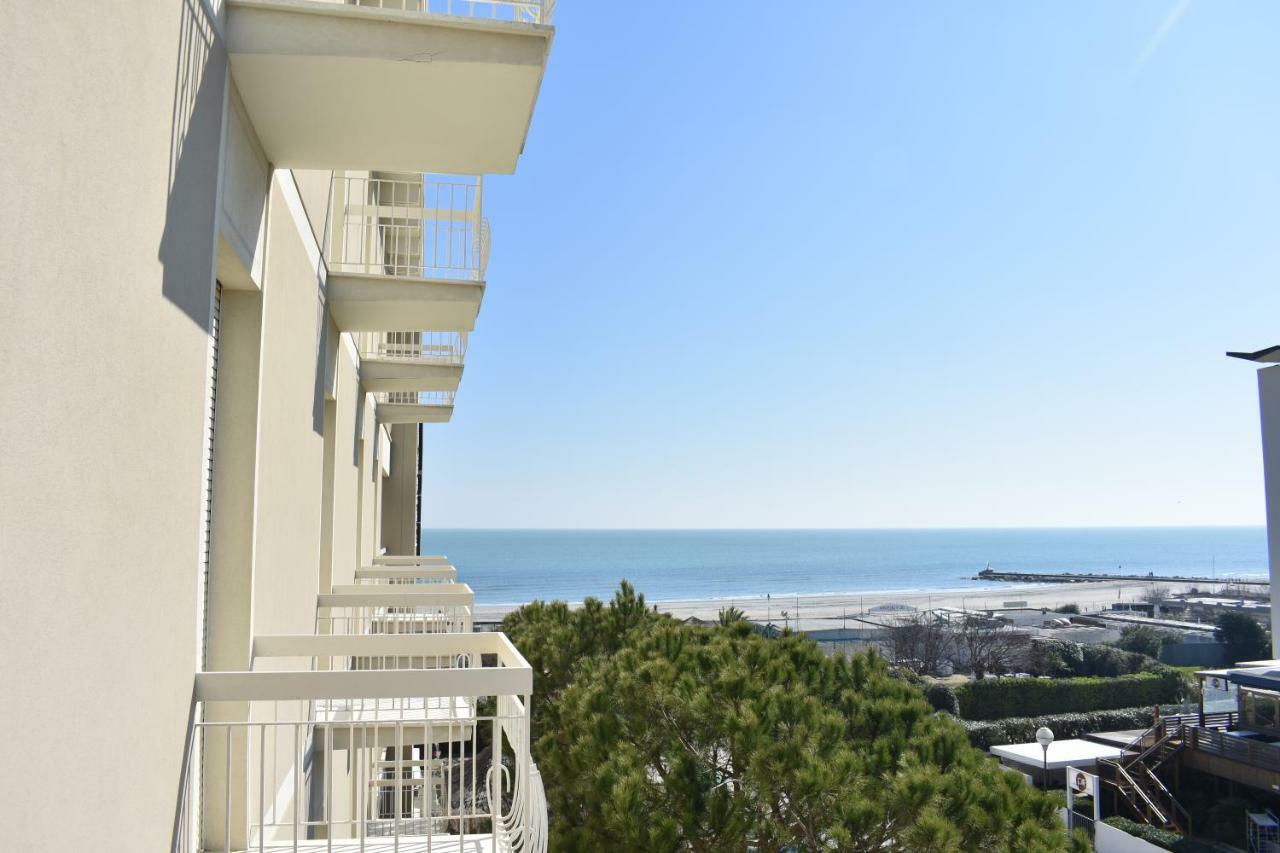 Color Miami Beach Family Hotel Milano Marittima Exteriér fotografie